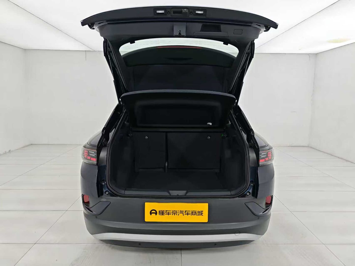 EV Volkswagen ID.4 CROZZ 2025, Exclusive Edition,EXW Price: $15,536