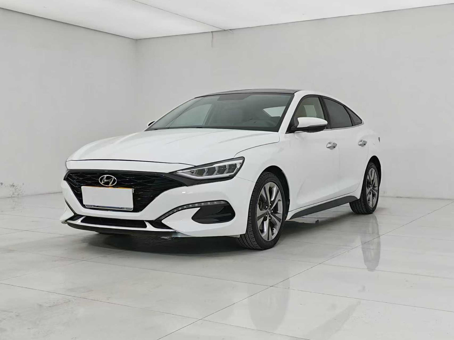 Hyundai, Fista 2021 280TGDi GLX Elite Edition, 1.6t emissions, EXW price: $7677
