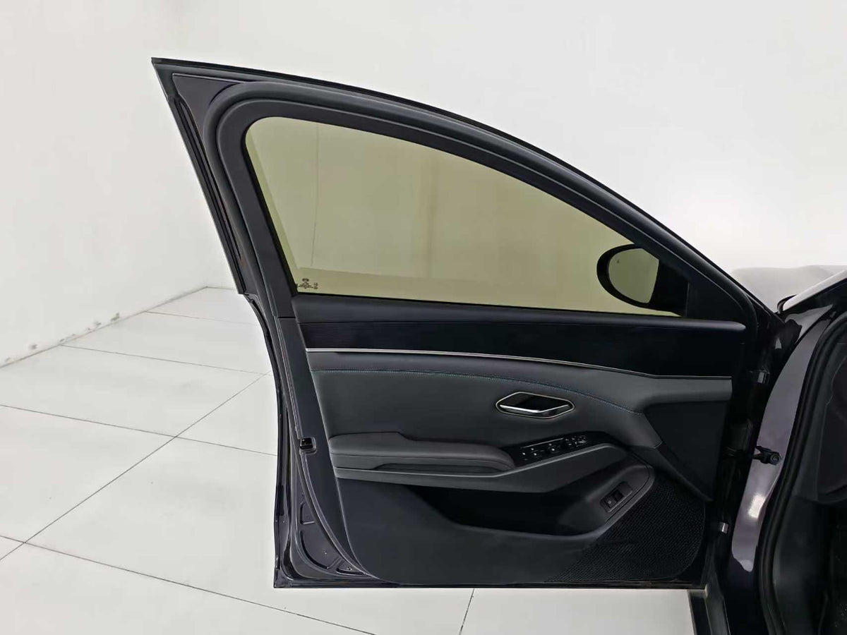 EV BYD, Qin L 2025 DM-i Smart Driving Edition 80KM Leading Type, EXW Price: $10644