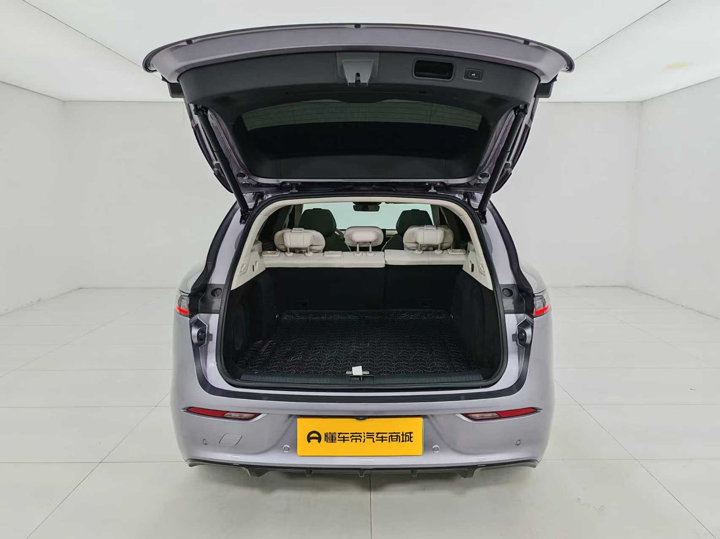 Lantu Auto Lantu FREE 2025 FREE+ AWD Qiankun Edition, EW, EXW price: $25,463