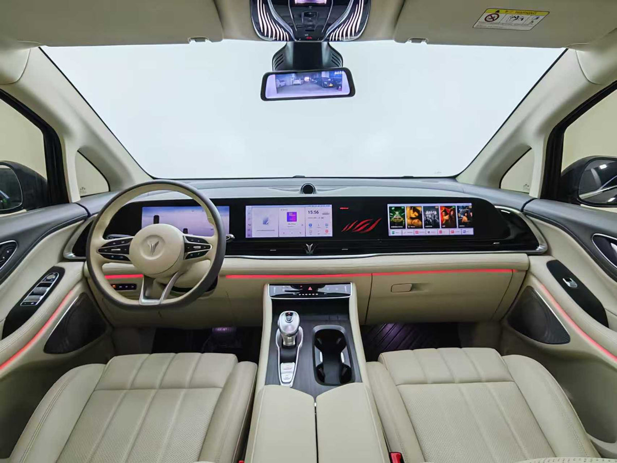 EV Lantu Car, Lantu Dreamer 2024 PHEV Super Long Battery Life Premium Edition, EXW Price: $28,879