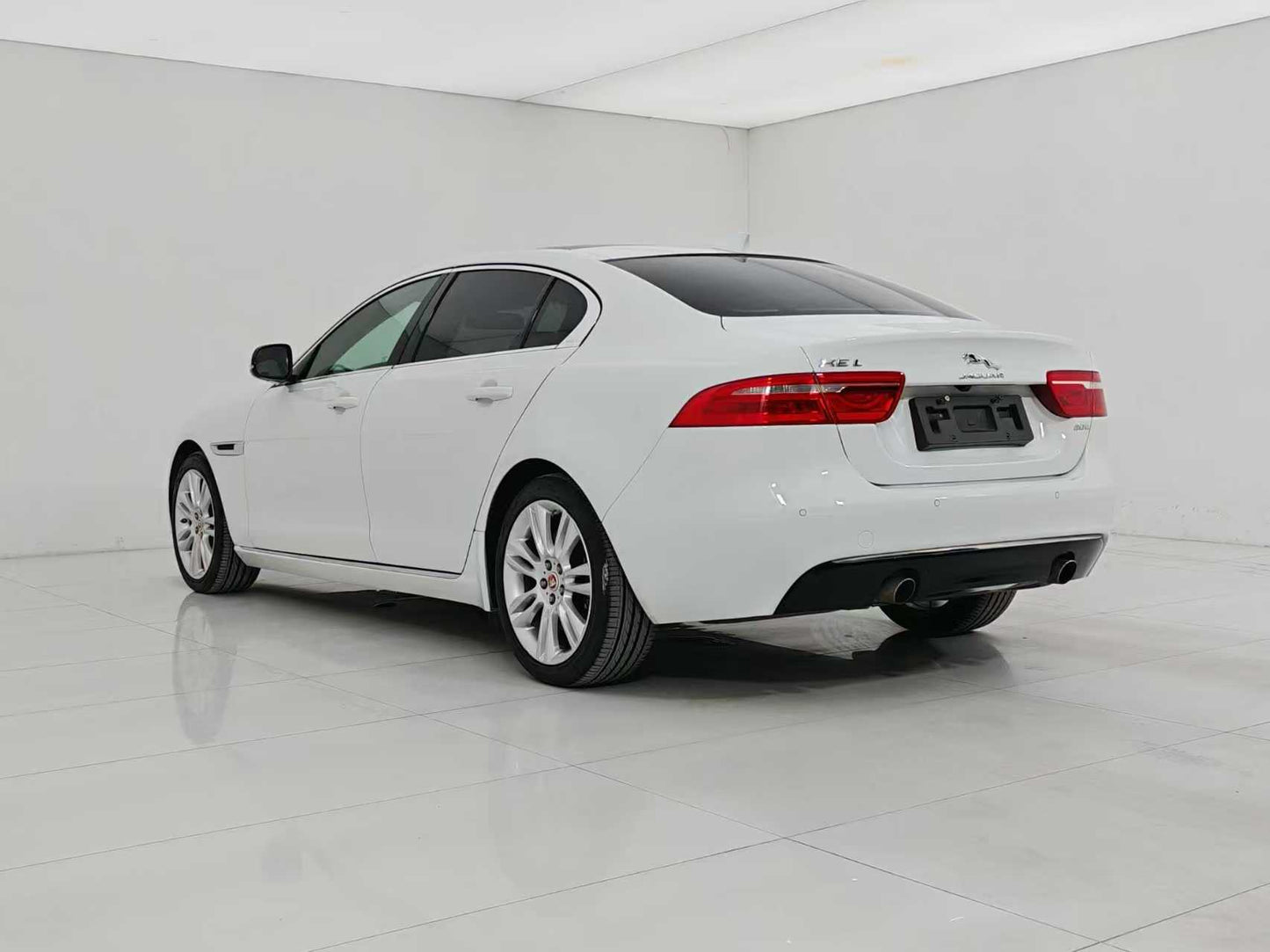 Jaguar XEL 2018 2.0T 200PS Exclusive Edition, EXW price: $10,492