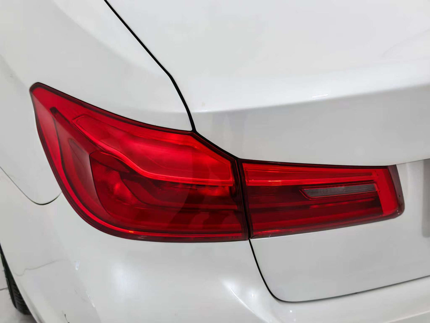 BMW 5 Series 2019 525Li Deluxe Package, 2.0t Emissions, EXW Price: $18,058