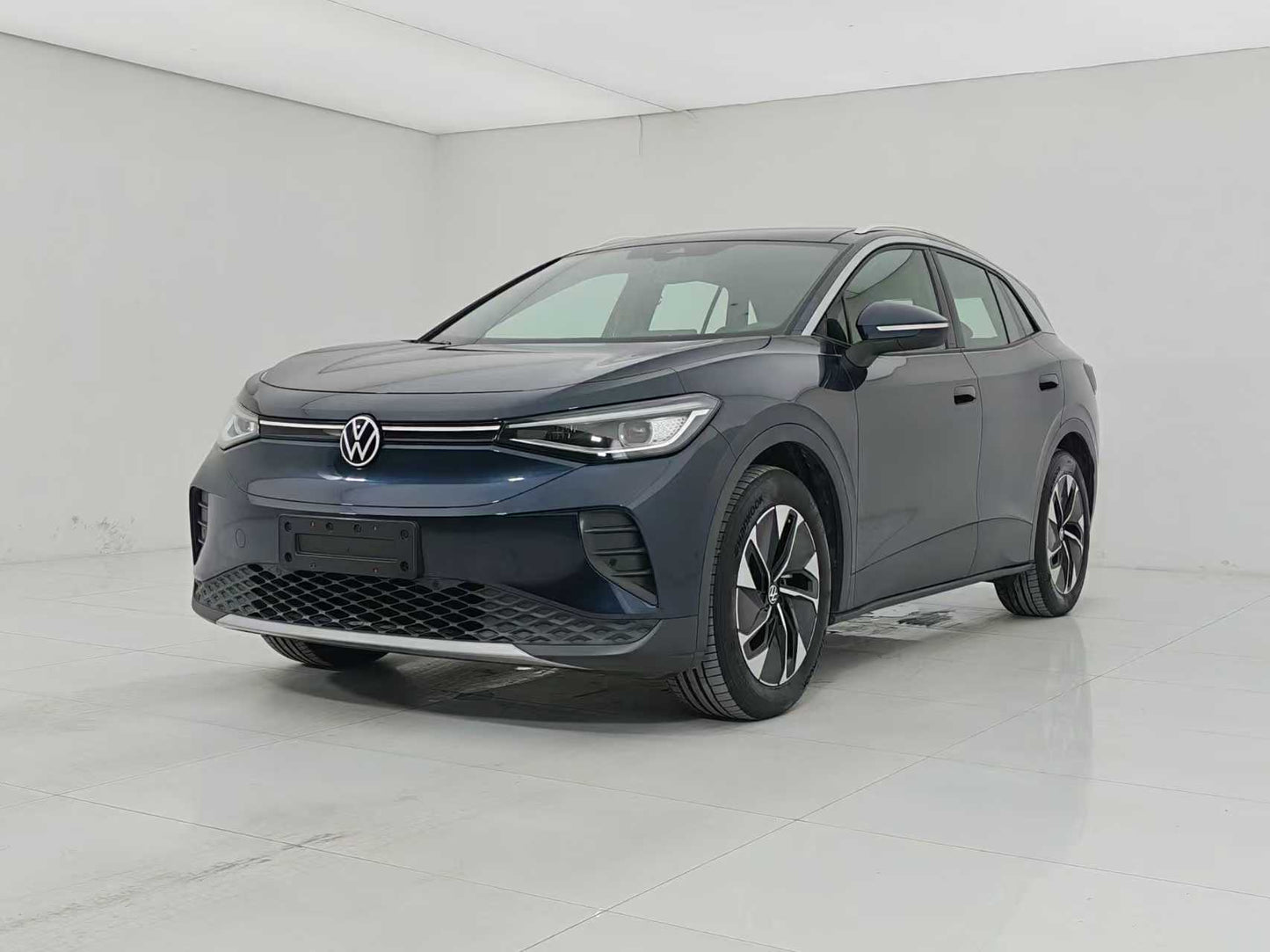 EV Volkswagen ID.4 CROZZ 2025, Exclusive Edition,EXW Price: $15,536