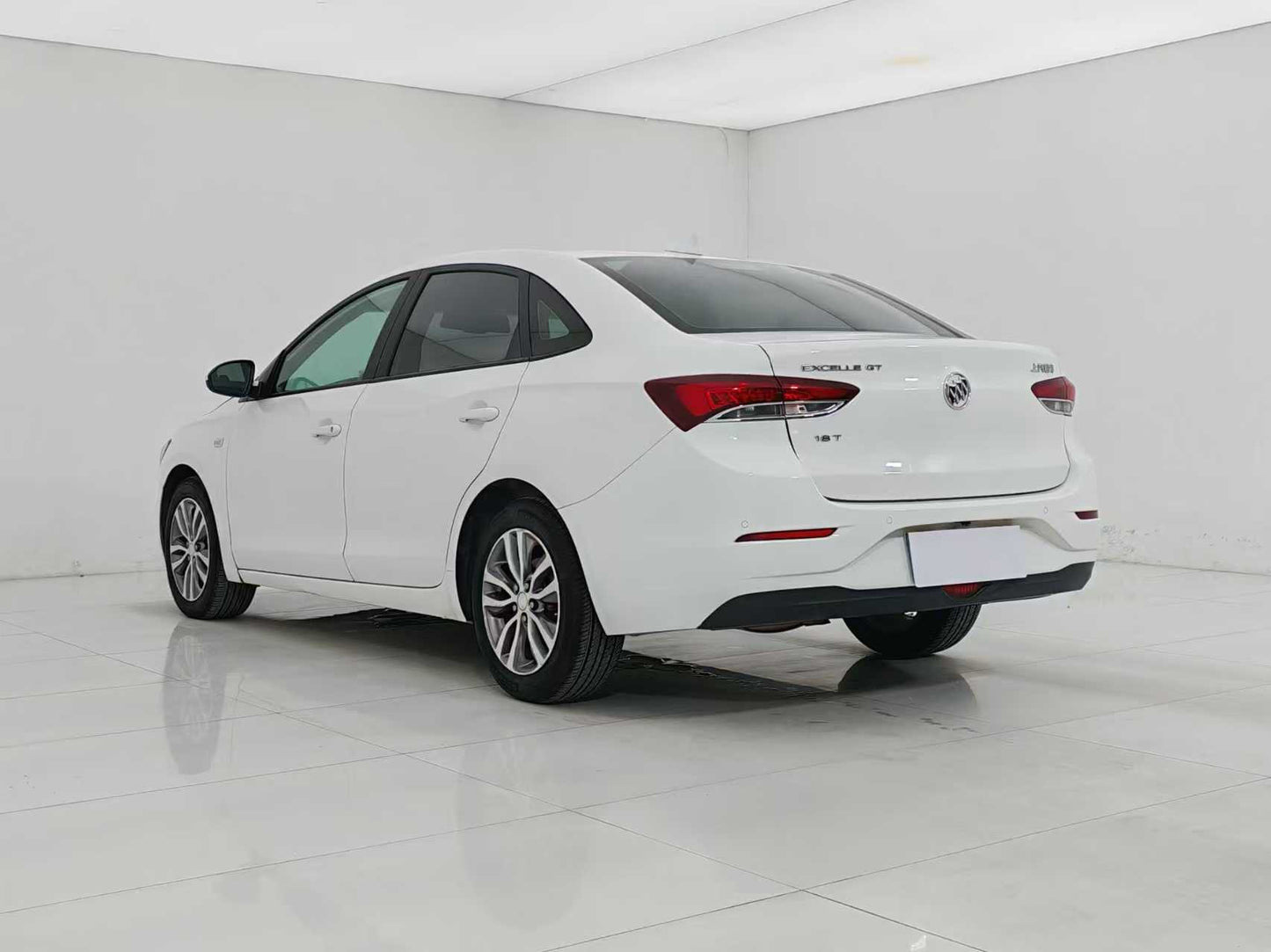 Buick, Yinglang 2019 18T Automatic Connected Elite, National V, 1.3t emissions, EXW Price: $4713