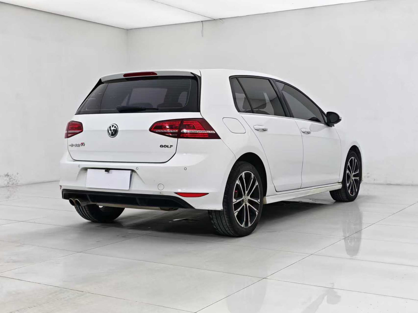 Volkswagen golf 2017 280tsi automatic r-line millionth edition, 1.4t emission, exw price: usd 9,010