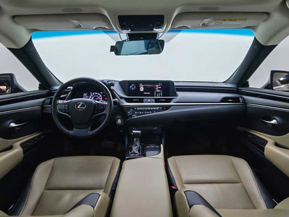Lexus ES 2018 200 Premier Edition, National V, 2.0L emissions, EXW price: $17,898