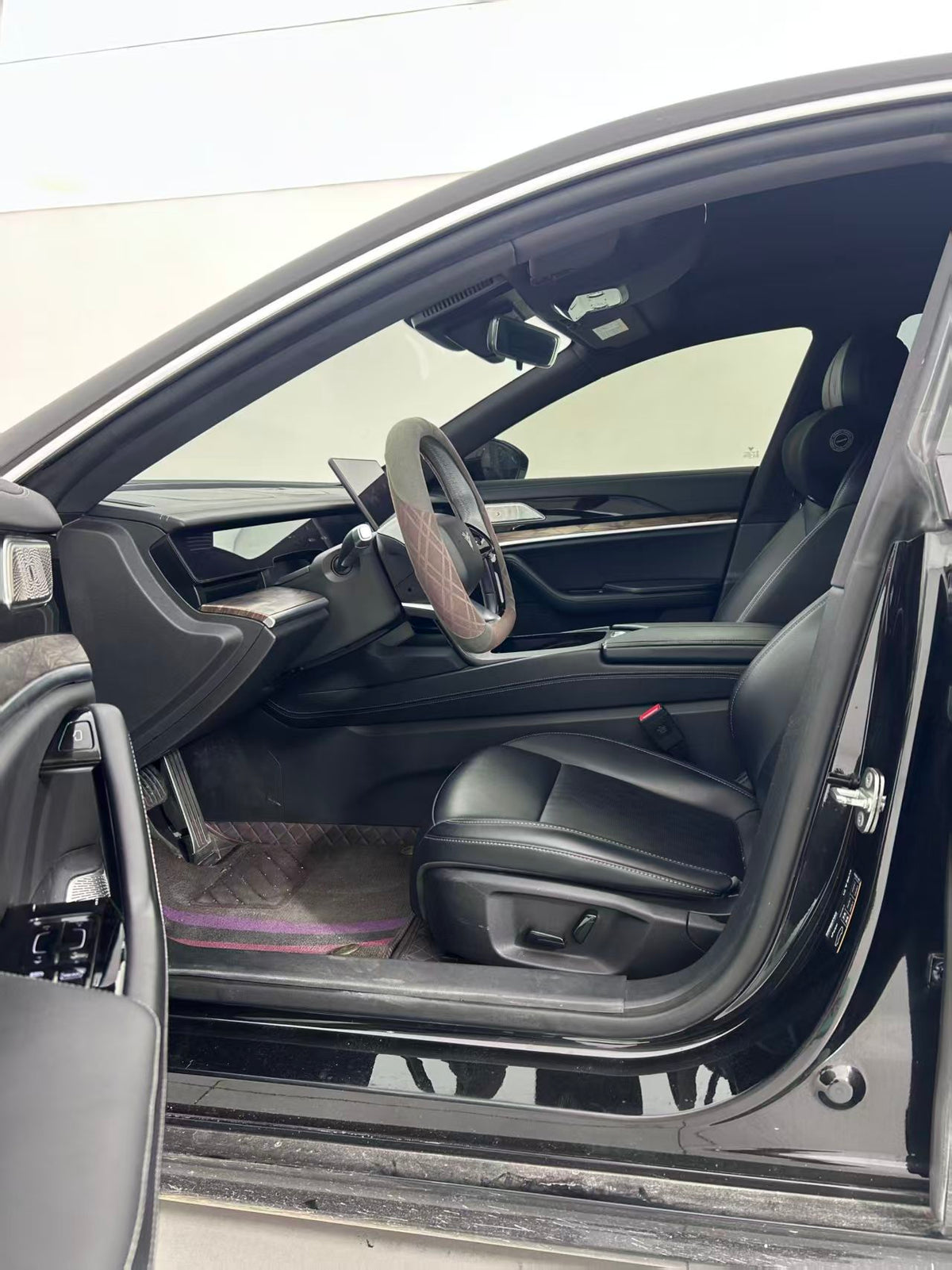 EV Nezha Car, Nezha S 2022, Extended Range Edition 1160km Rear Drive Medium Edition, EXW Price: $10496