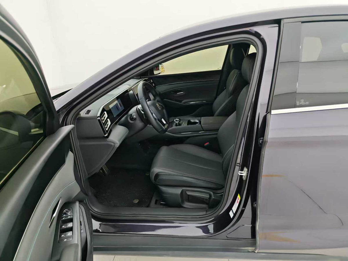 EV BYD, Qin L 2025 DM-i Smart Driving Edition 80KM Leading Type, EXW Price: $10644