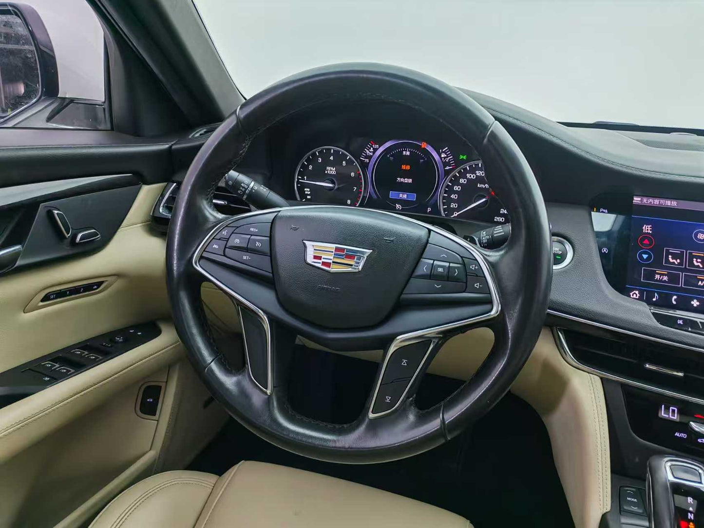 Cadillac CT6 2019 28T fashion model, 2.0t displacement, $15,833