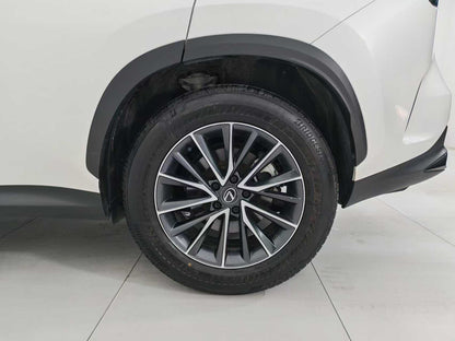 Lexus NX 2023 260 precursor, Chuangchi version, displacement 2.5L, EXW price: $25,321