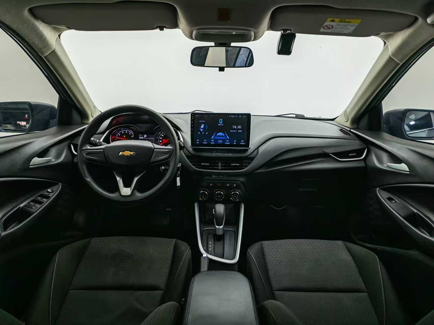 Chevrolet, Cowards 2022 325T Automatic Joy Edition, National VI, 1.0t displacement, EXW price: $5455