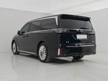 EV Lantu Car, Lantu Dreamer 2024 PHEV Super Long Battery Life Premium Edition, EXW Price: $28,879