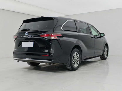 Toyota, Saina SIENNA 2021 2.5L Hybrid, Deluxe Edition, EXW Price: $31,132