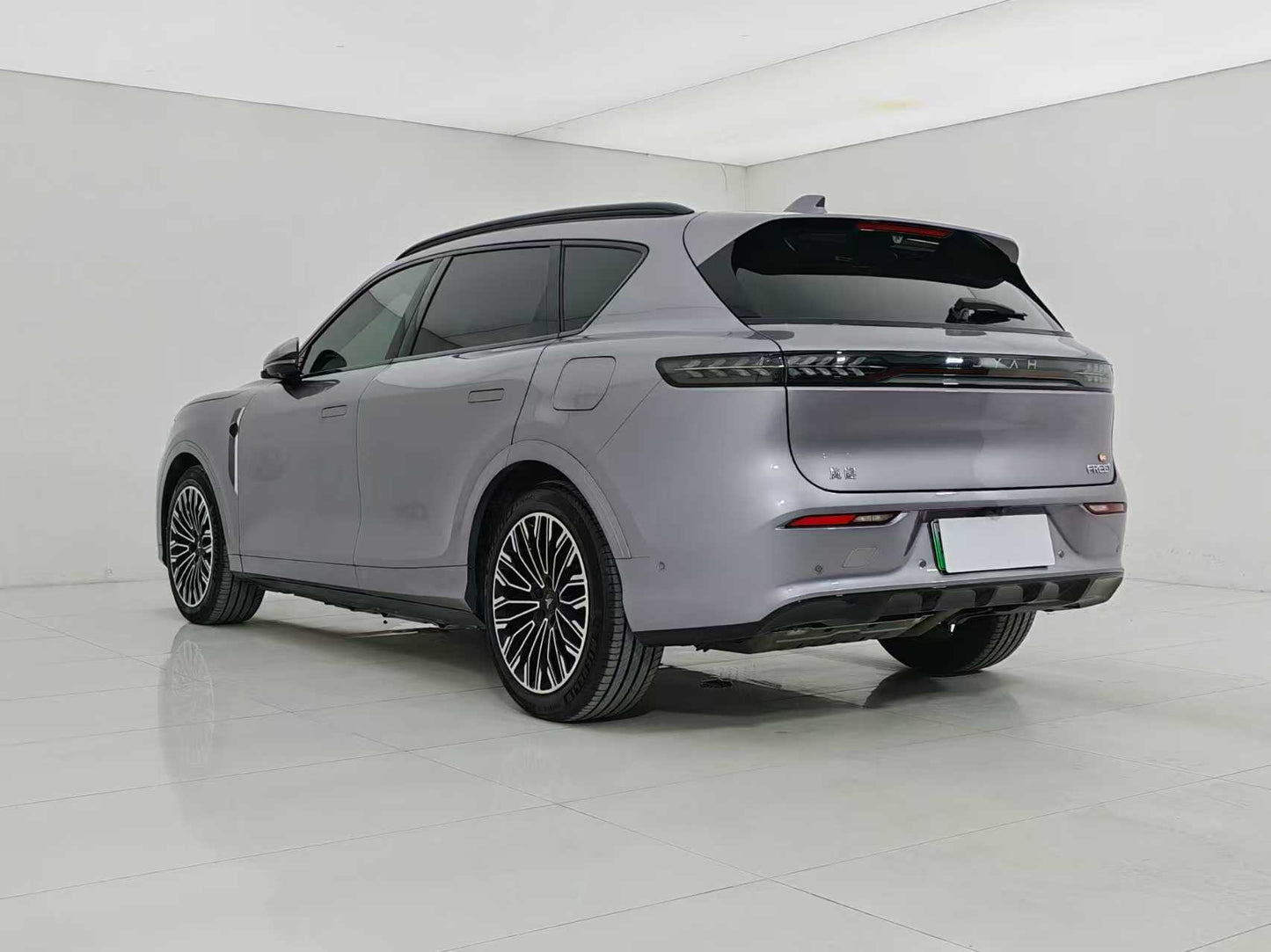 Lantu Auto Lantu FREE 2025 FREE+ AWD Qiankun Edition, EW, EXW price: $25,463
