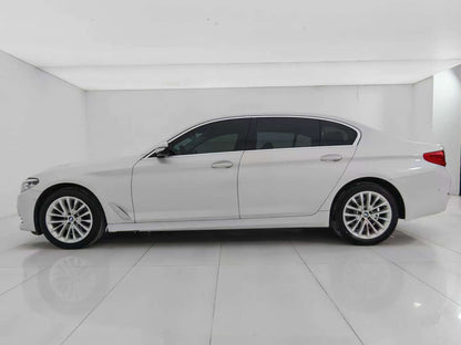 BMW 5 Series 2019 525Li Deluxe Package, 2.0t Emissions, EXW Price: $18,058