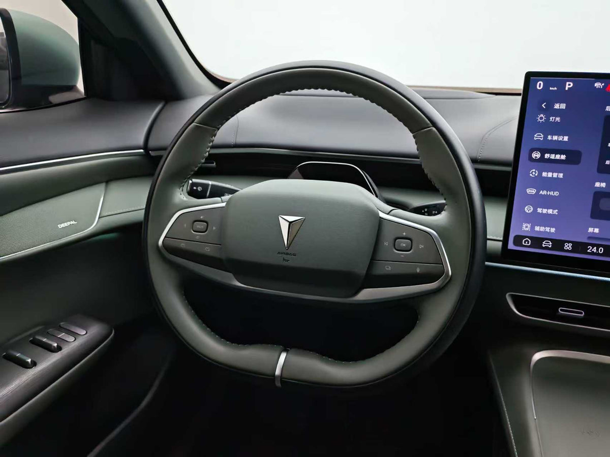 EV dark blue car, dark blue S07 2024 215Max extended range version, EXW price: $14,454