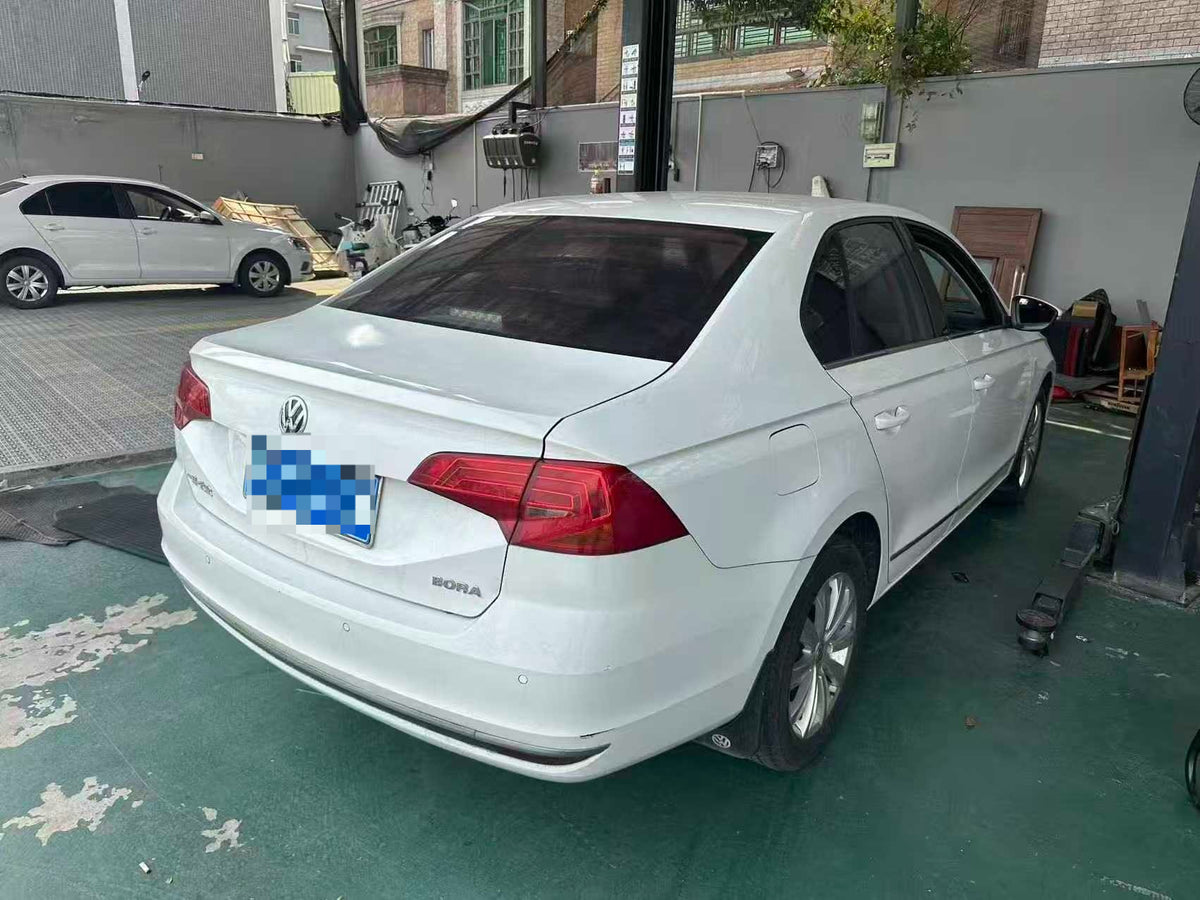 Volkswagen, Bora 2018 1.5L automatic comfort model, exw price: $4716