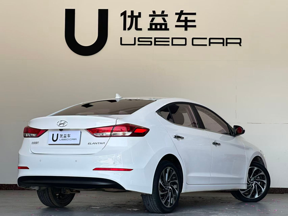 Hyundai Leading 2019 1.5L CVT Smart Hyun · Elite Type, Country VI, exw Price: $6807