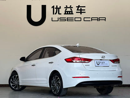 Hyundai Leading 2019 1.5L CVT Smart Hyun · Elite Type, Country VI, exw Price: $6807