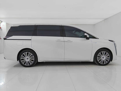EV GAC Trumpchi, Trumpchi E8 New Energy 2024 150km MAX +, EXW Price: $20696