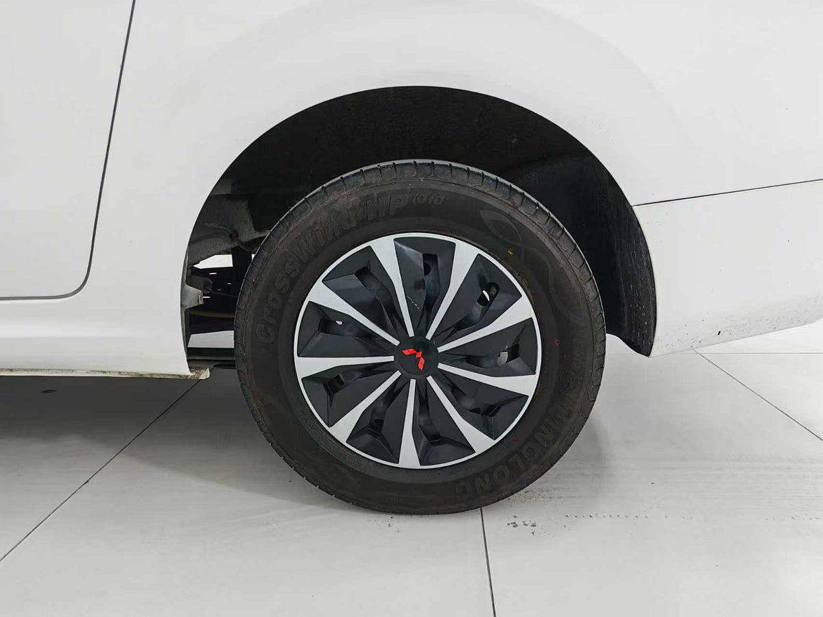 EV Wuling Automobile, Wuling Hongguang New Energy 2024, pure electric version 300KM standard type, EXW price: $8570