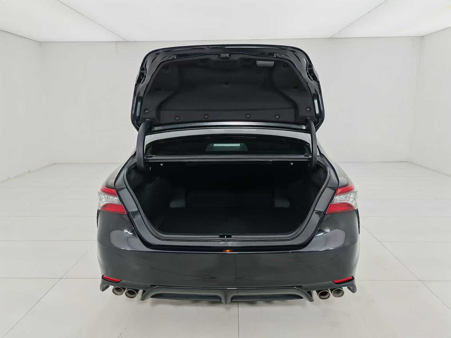 Toyota, Camry 2023 2.5S Knight Edition, 2.5L displacement, EXW price: $18050