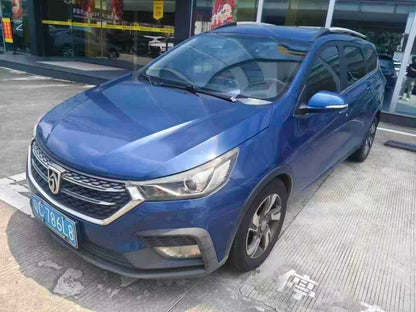 Baojun 310W 2018 1.5L automatic luxury, national V, exw price: $2787