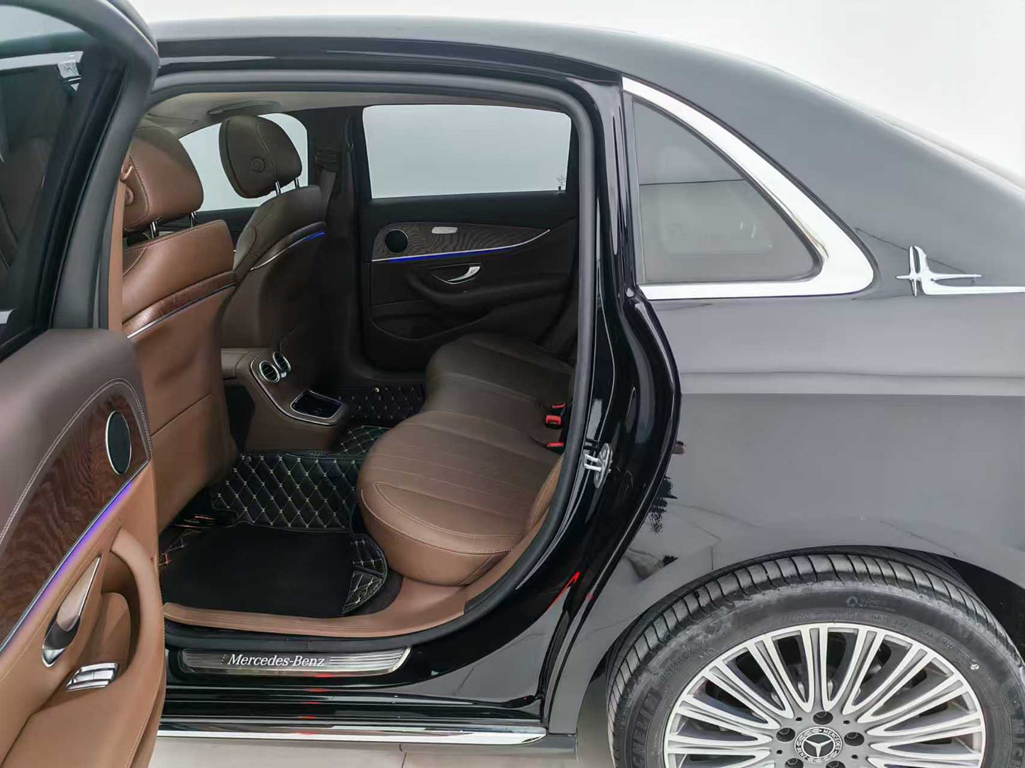 Mercedes-Benz E-Class 2023 E 300 L Fashion, 2.0t Displacement EXW Price: $36,431