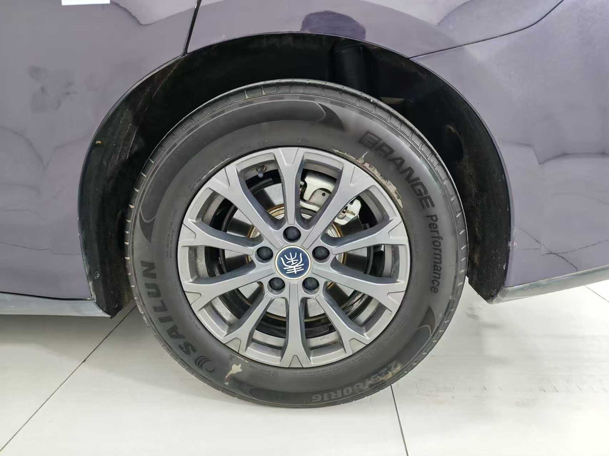 EV BYD, Qin L 2025 DM-i Smart Driving Edition 80KM Leading Type, EXW Price: $10644