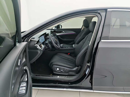 Hongqi H5 2024 2.0T automatic Zhilian flag version, EXW price: $14,198