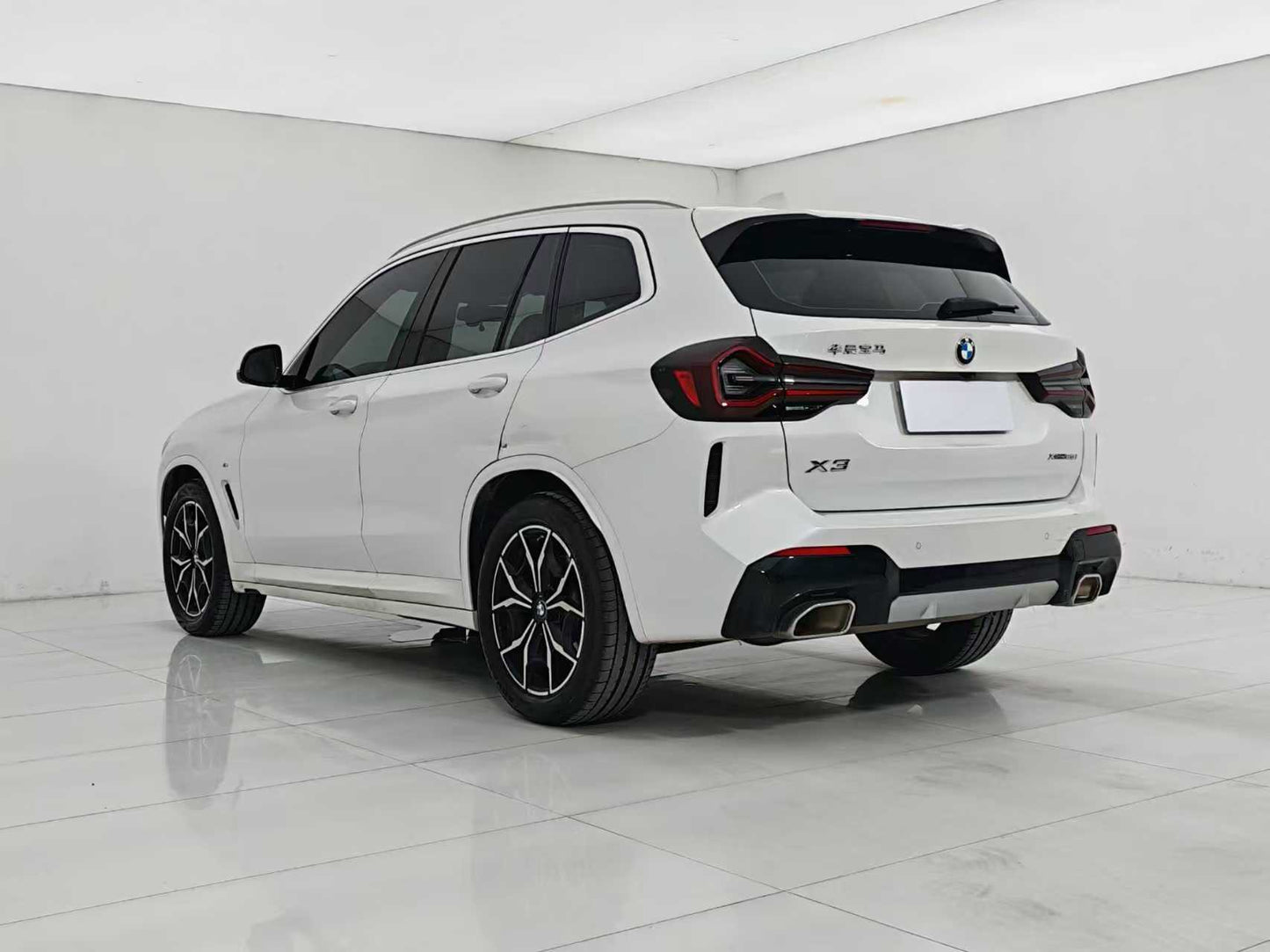 BMW X3 2022 xDrive25i M sports package, 2.0t emissions, EXW price: $26,942