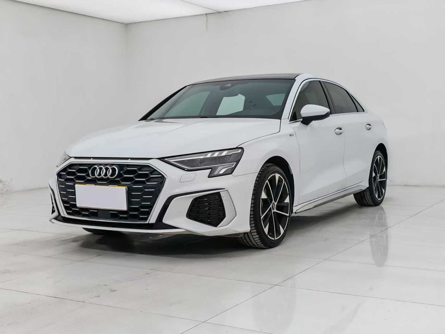 Audi A3 2022 A3L Limousine 35 TFSI stylish sports model with 1.4t emissions, EXW price: $14,643