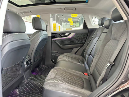 Hongqi HS5 2022, changed to 2.0T Zhilian Banner Enjoy Edition, exw price: $12,739