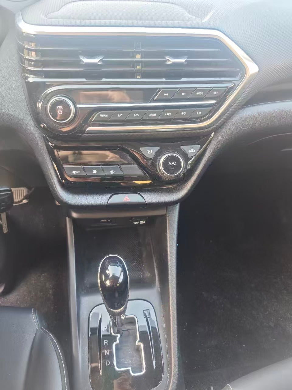 Changan Yuexiang 1.5L Automatic, Year 2020 EXW 3000$