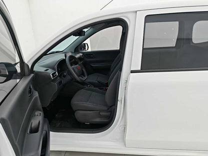 EV Wuling Automobile, Wuling Hongguang New Energy 2024, pure electric version 300KM standard type, EXW price: $8570