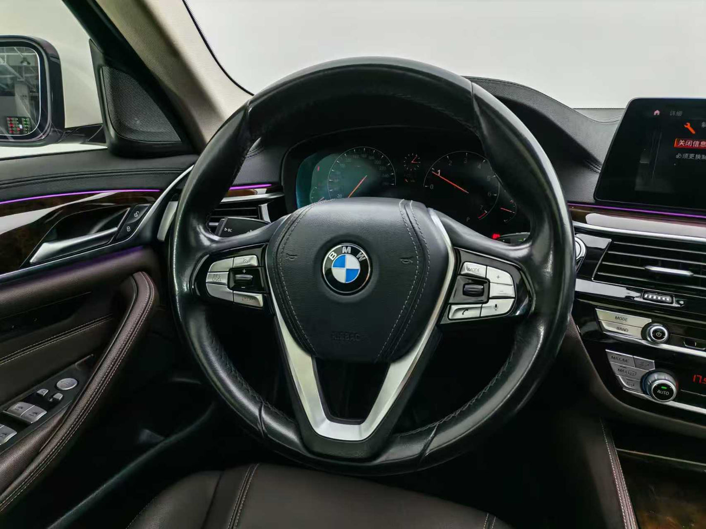 BMW 5 Series 2019 525Li Deluxe Package, 2.0t Emissions, EXW Price: $18,058