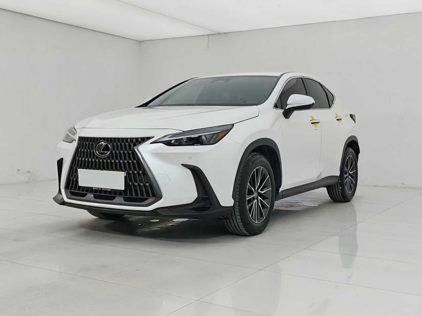 Lexus NX 2023 260 precursor, Chuangchi version, displacement 2.5L, EXW price: $25,321
