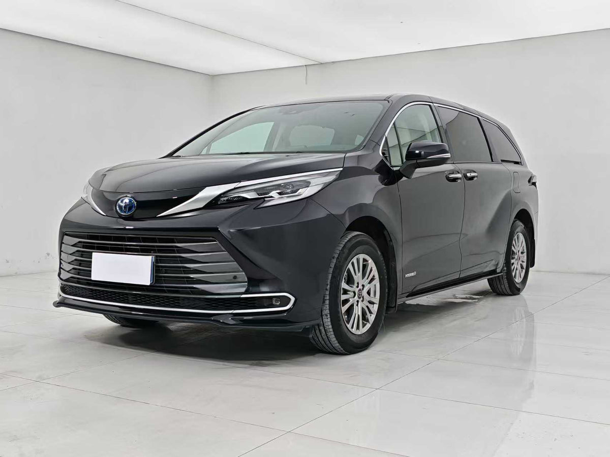 Toyota, Saina SIENNA 2021 2.5L Hybrid, Deluxe Edition, EXW Price: $31,132