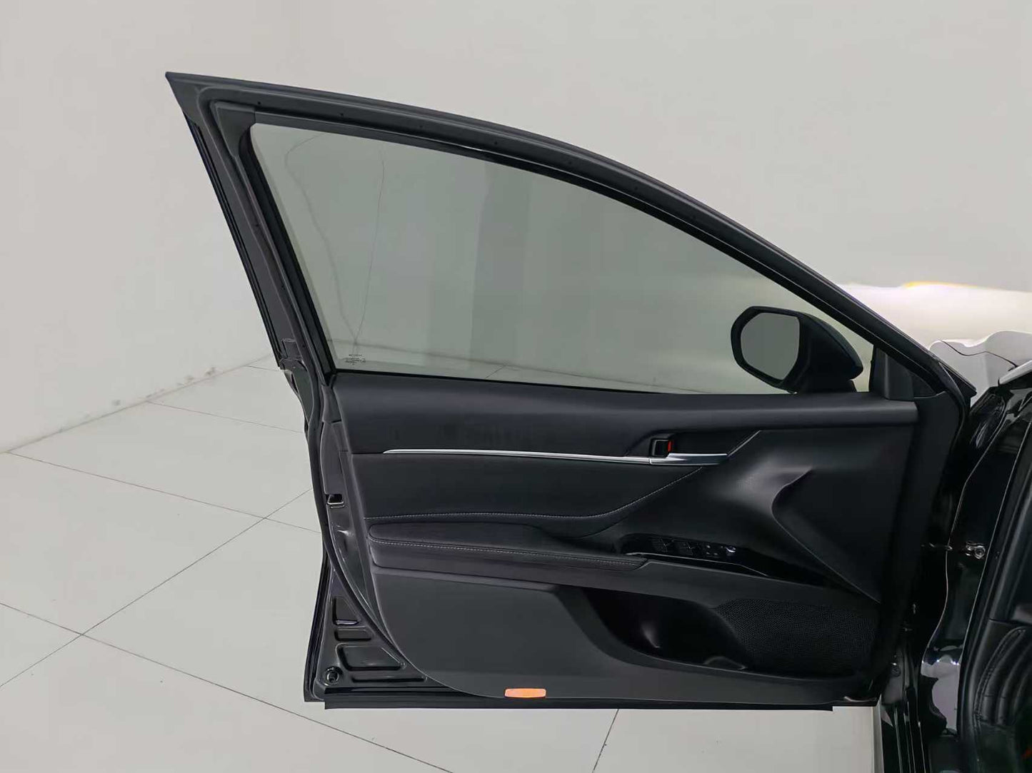 Toyota, Camry 2023 2.5S Knight Edition, 2.5L displacement, EXW price: $18050